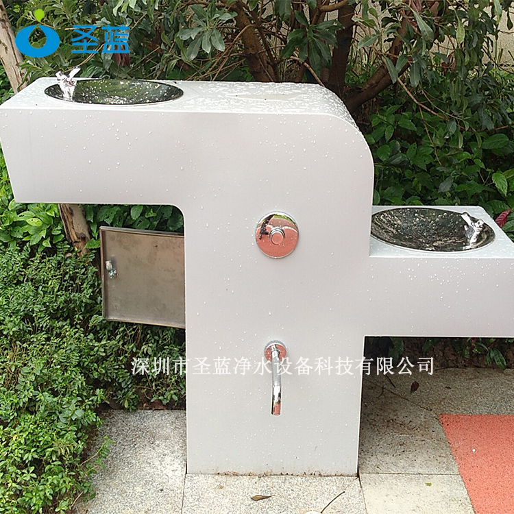户外净水机什么牌子好-选择圣蓝室外饮水设备