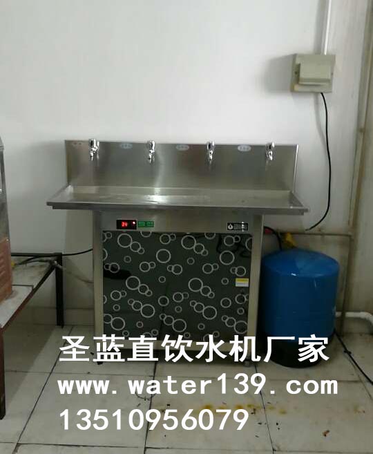 工厂不锈钢直饮水设备,工厂不锈钢直饮水机安装实景图