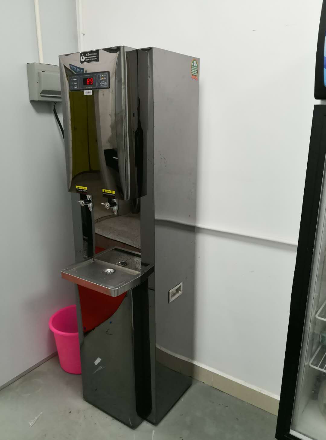 医院门诊部直饮水机